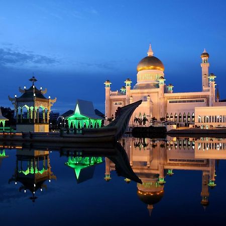Legallery Suites Hotel Bandar Seri Begawan Eksteriør billede