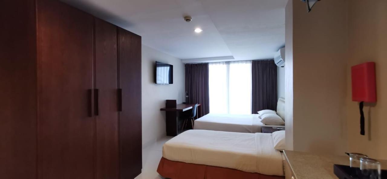 Legallery Suites Hotel Bandar Seri Begawan Eksteriør billede