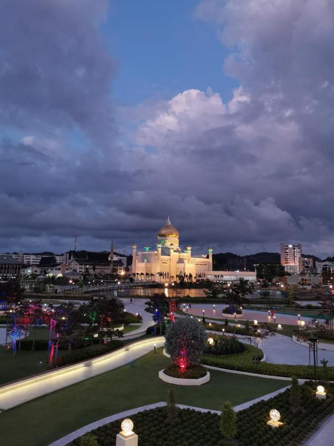 Legallery Suites Hotel Bandar Seri Begawan Eksteriør billede